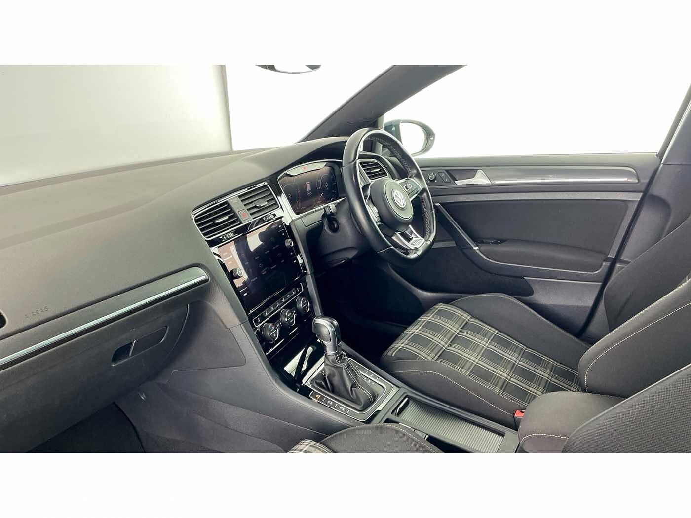 Volkswagen Golf 2.0 TDI GTD Blueline 184PS DSG 5Dr