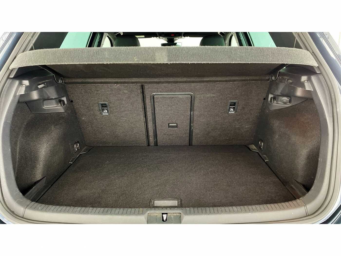 Volkswagen Golf 2.0 TDI GTD Blueline 184PS DSG 5Dr