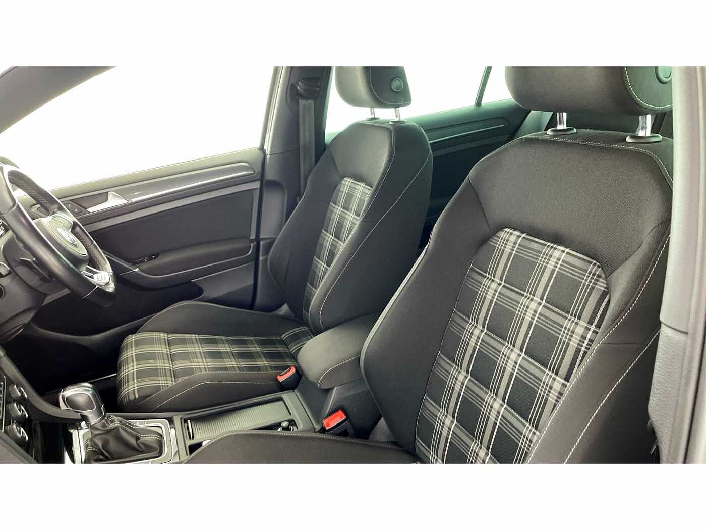 Volkswagen Golf 2.0 TDI GTD Blueline 184PS DSG 5Dr