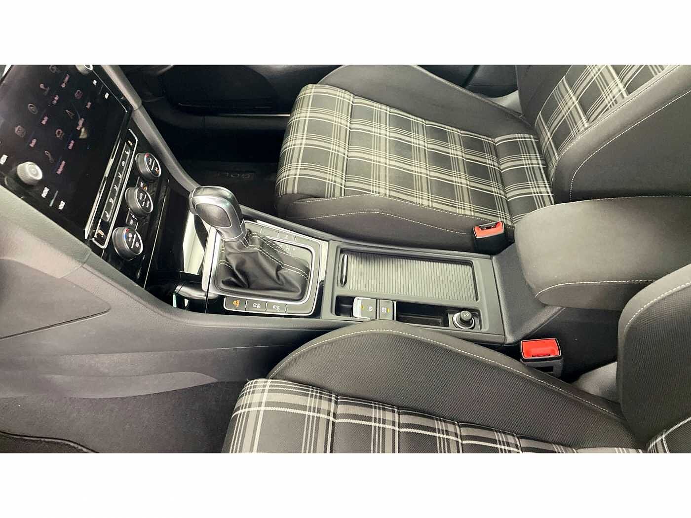 Volkswagen Golf 2.0 TDI GTD Blueline 184PS DSG 5Dr